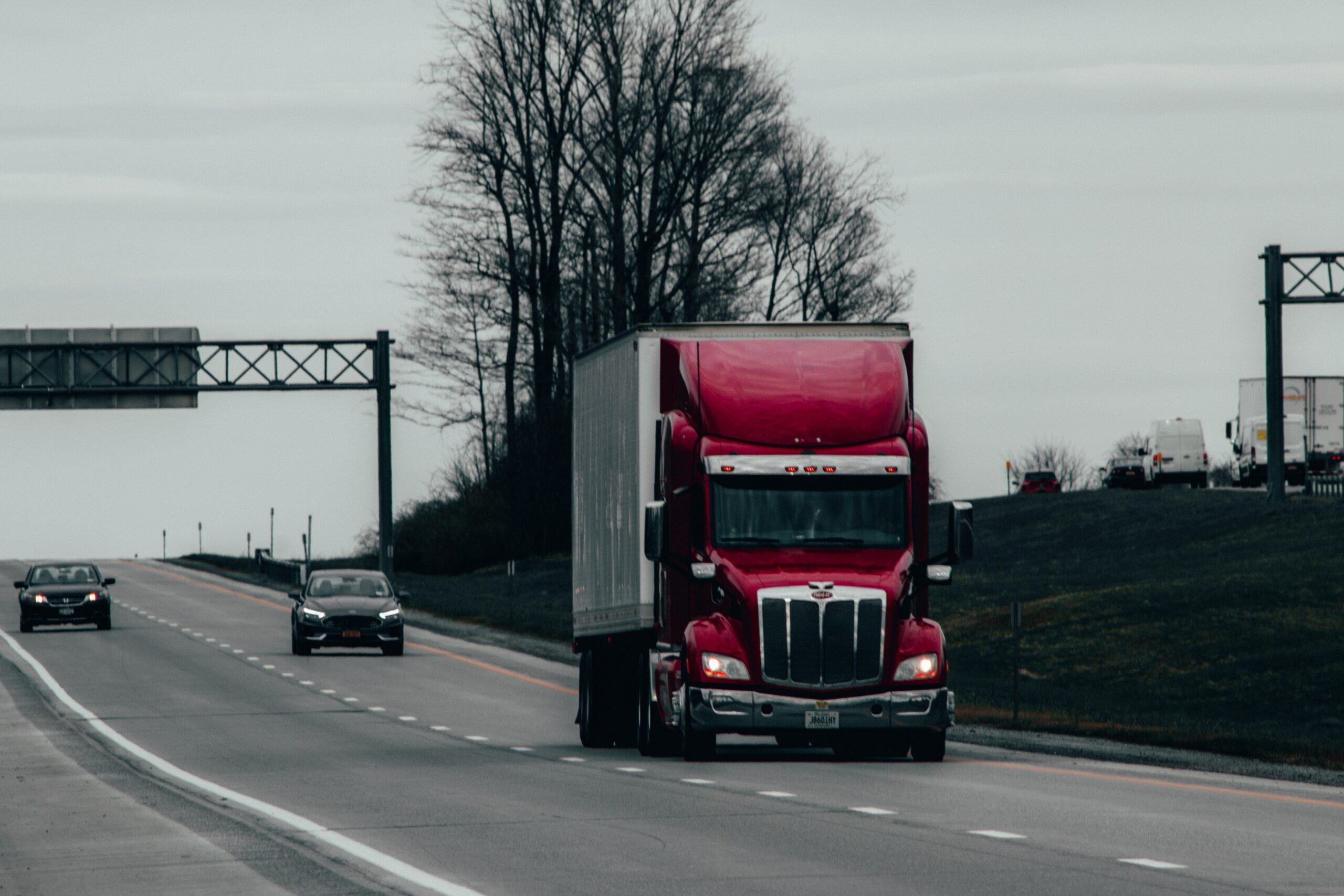 Appcast helps Challenger Motor Freight with Driver Recruitment - Customer Story